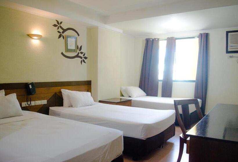 هتل Country Village