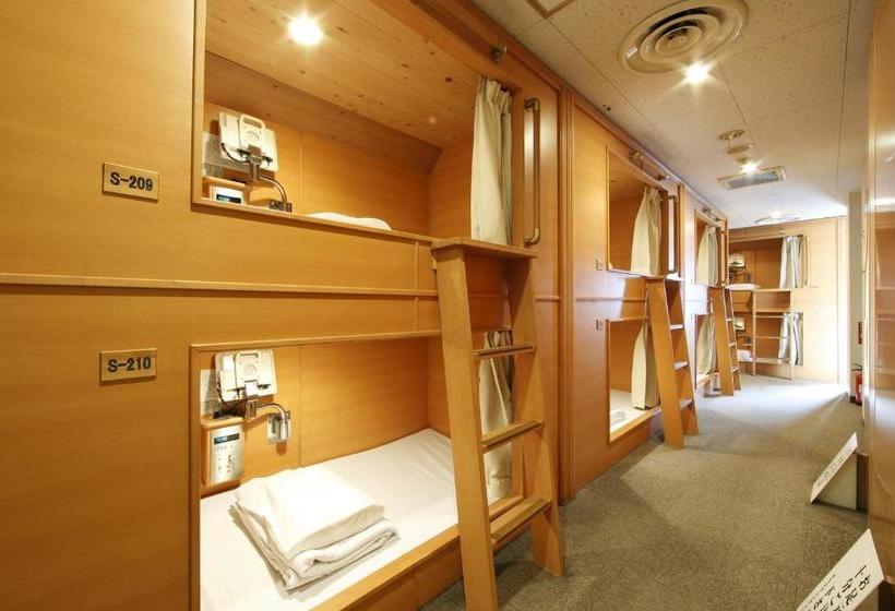 فنادق الكبسولة Spa Resort President