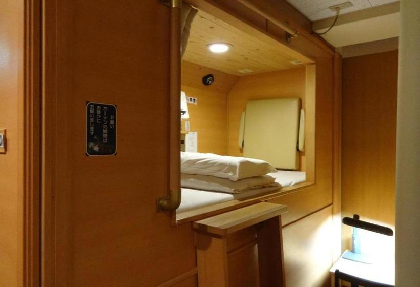 فنادق الكبسولة Spa Resort President