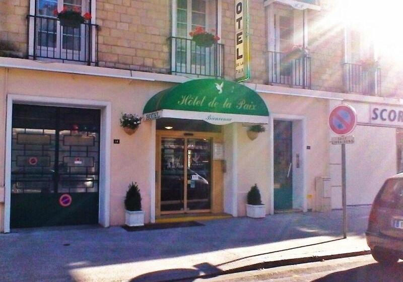 ホテル De La Paix