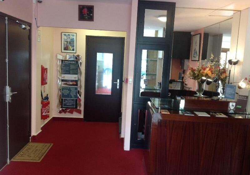 ホテル De La Paix