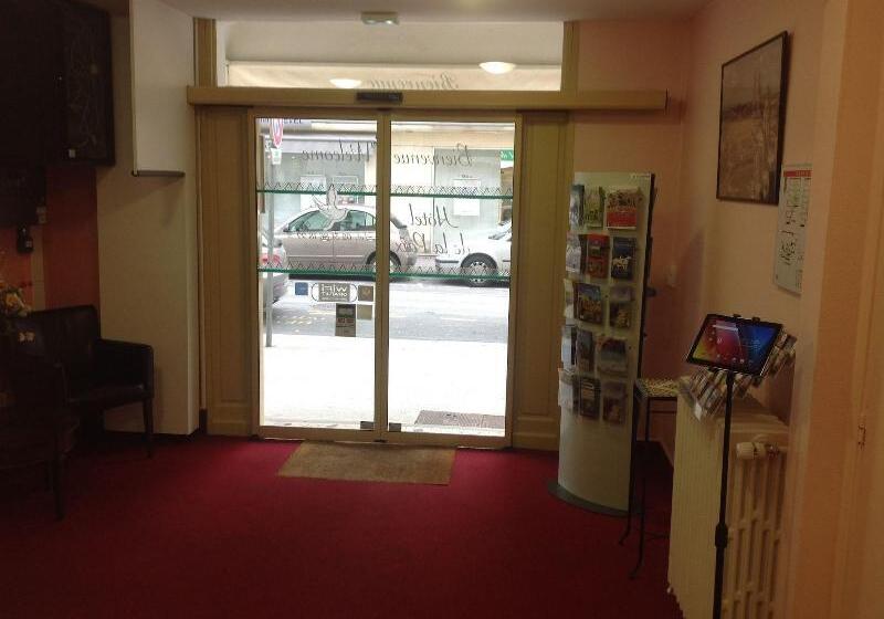 ホテル De La Paix