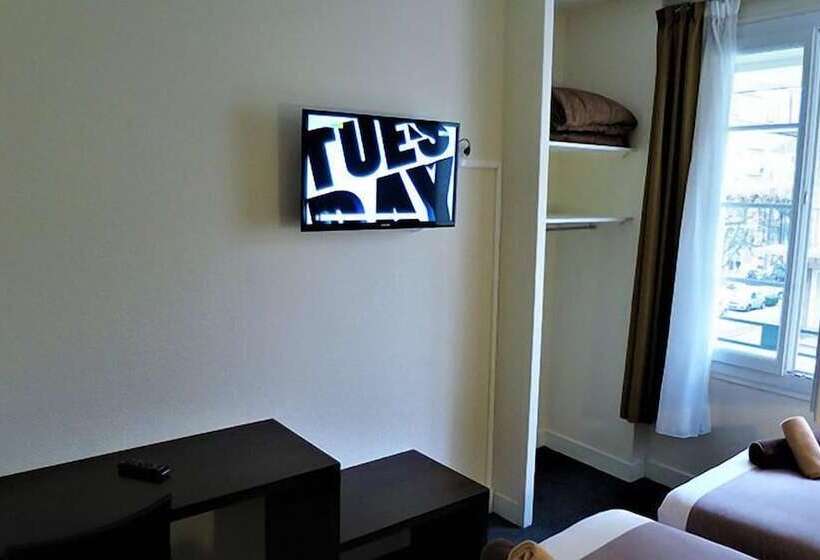 ホテル De La Paix