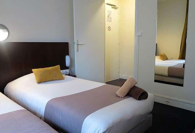 ホテル De La Paix