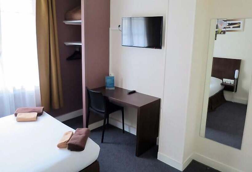 ホテル De La Paix