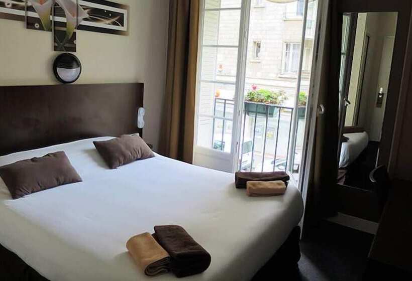 ホテル De La Paix