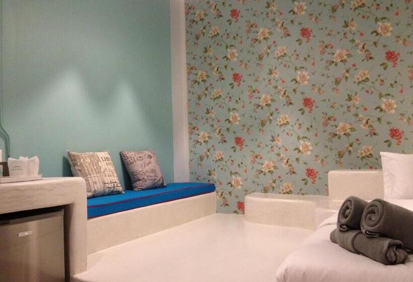 فندق De Sea Almond