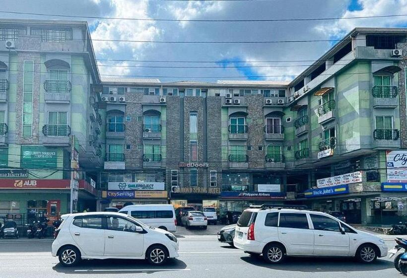 Reddoorz Plus @ Diamond Spring Hotel Angeles City