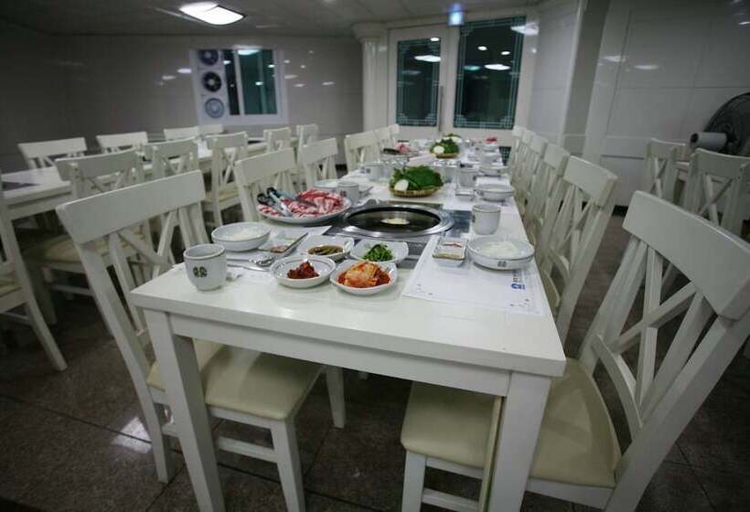 호텔 Donghae Medical Spa Convention