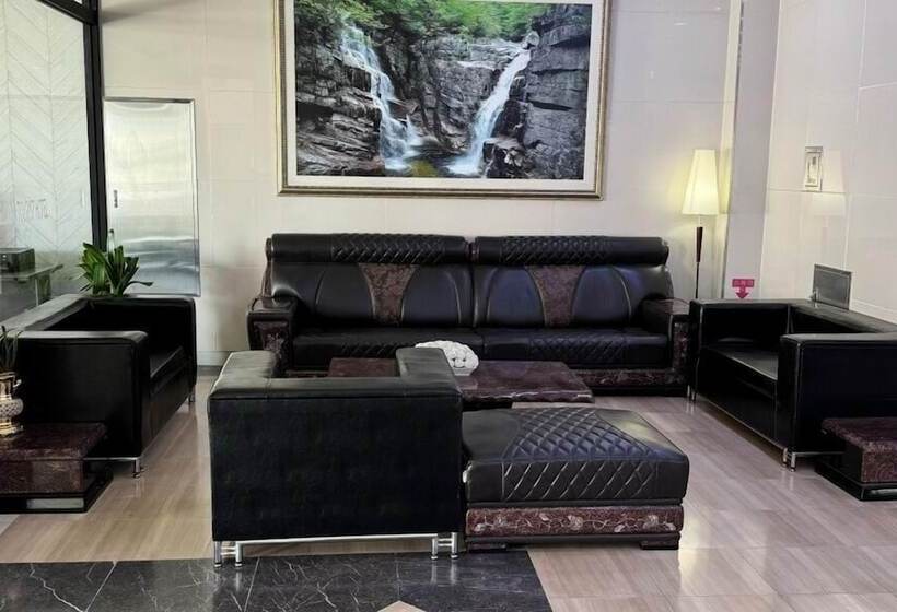 Отель Donghae Gloria Tourist