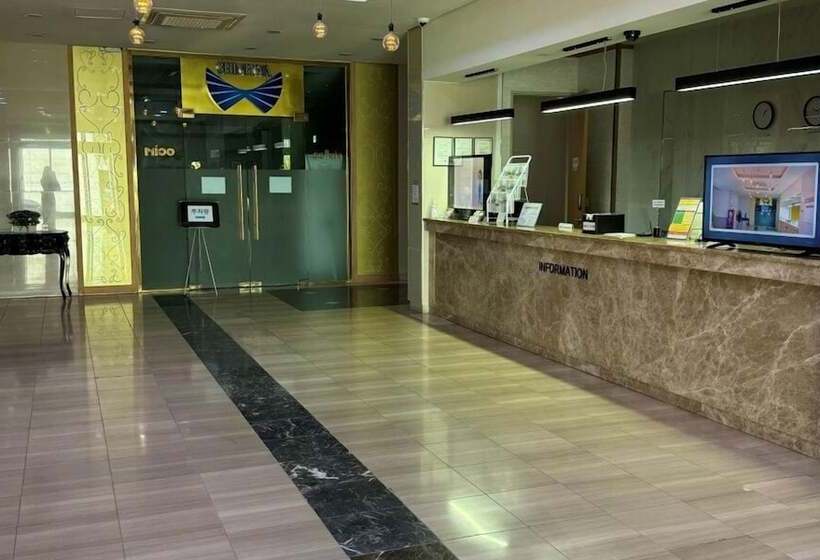 Отель Donghae Gloria Tourist