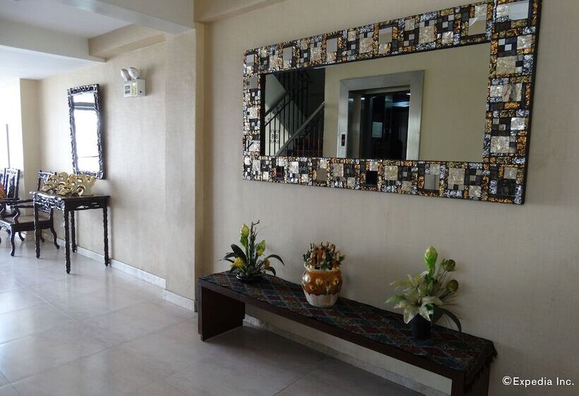 בית מלון כפרי Ecoland Suites & Inn