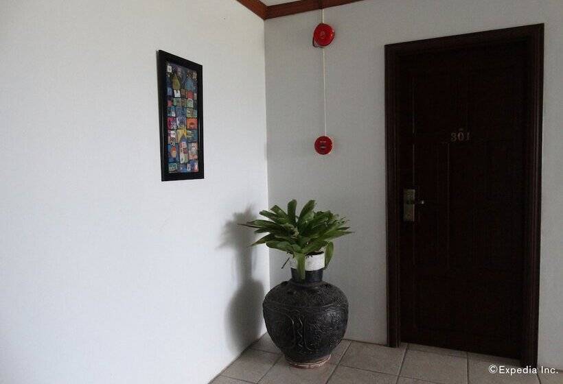 בית מלון כפרי Ecoland Suites & Inn