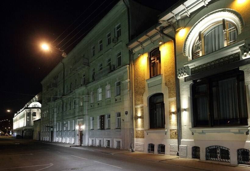 ホテル Eliseeff Arbat