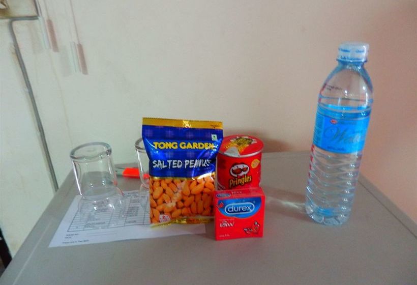 Отель Evelyn Residence