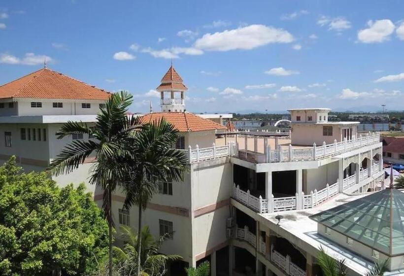 酒店 Indah Kuala Terengganu