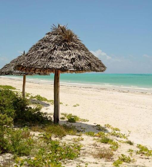 호텔 Kisiwa On The Beach