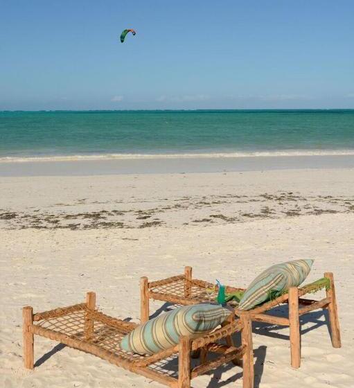 호텔 Kisiwa On The Beach