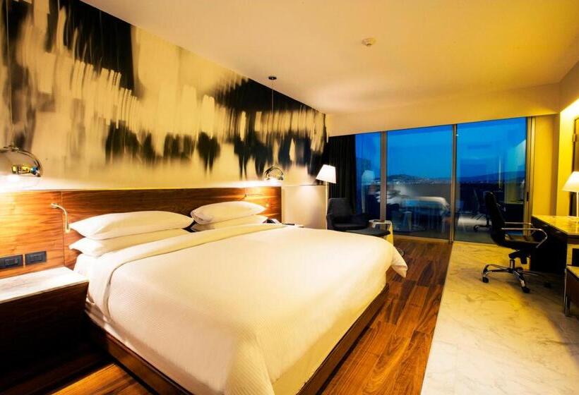 호텔 Krystal Urban Guadalajara