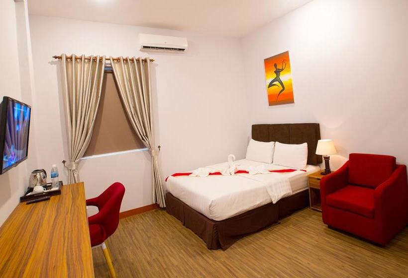 בית מלון כפרי Secrets  Cambodia