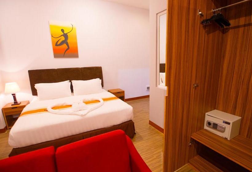 בית מלון כפרי Secrets  Cambodia