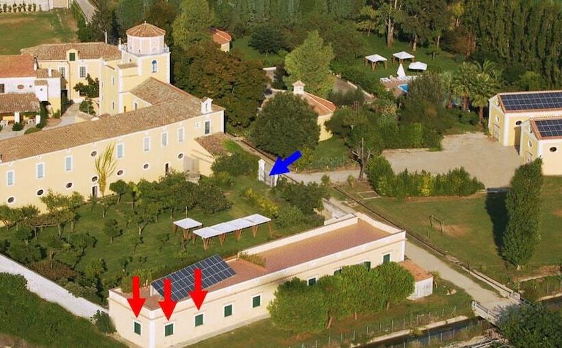 Отель Farmstay La Morella