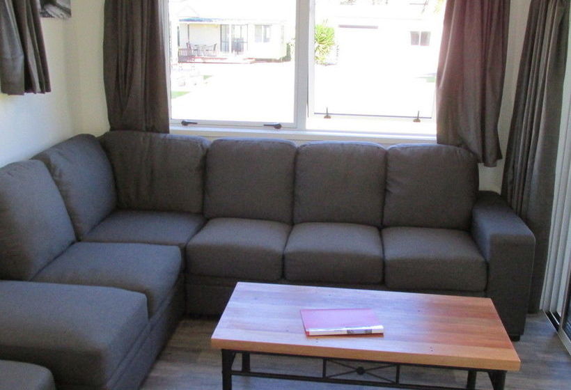 호텔 Mercury Bay Holiday Park