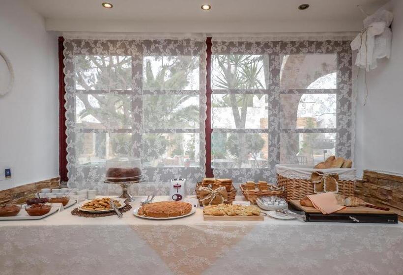 فندق Naxos Beach