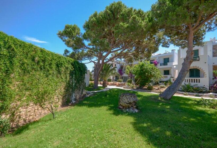 فندق Naxos Beach