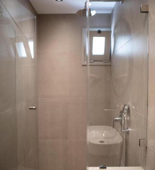 فندق Naxos Beach