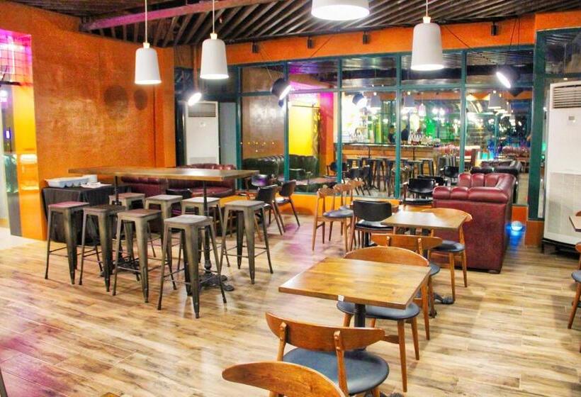 هتل New Dawn Plus