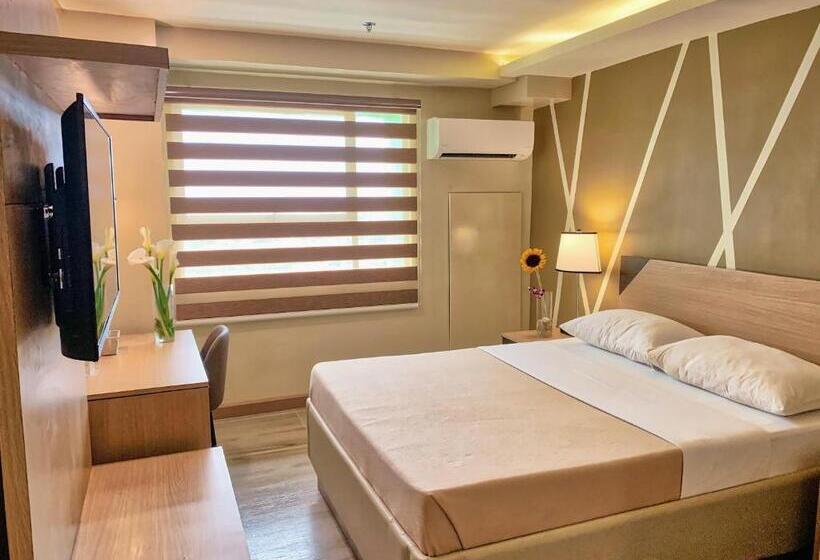 هتل New Dawn Plus