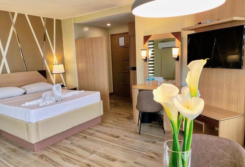 هتل New Dawn Plus