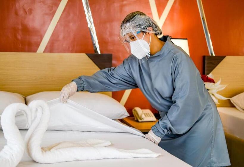 هتل New Dawn Plus