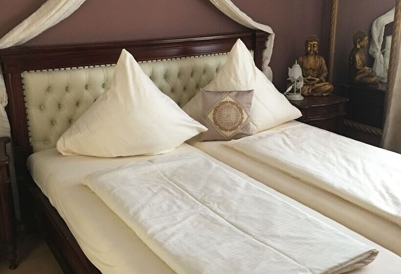 בית מלון כפרי Nurnberger Hof In Altdorf