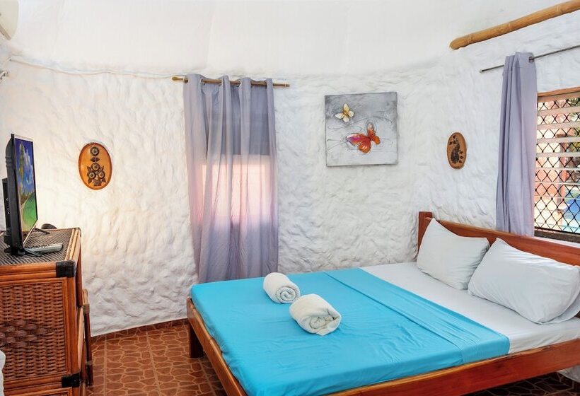 هتل Panglao Chocolate Hills Resort