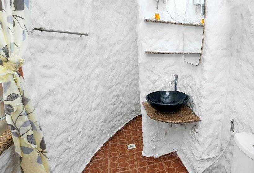 هتل Panglao Chocolate Hills Resort