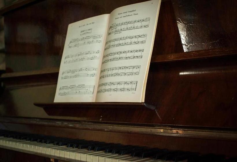 酒店 Piroska Villa