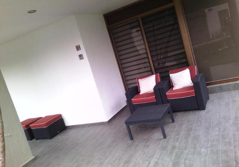 Отель Platino Expo Guadalajara