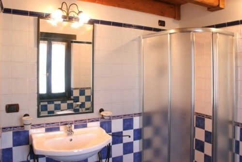 هتل Agriturismo Poggio Agli Ulivi