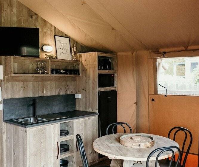 בית מלון כפרי Port Fairy Holiday Park