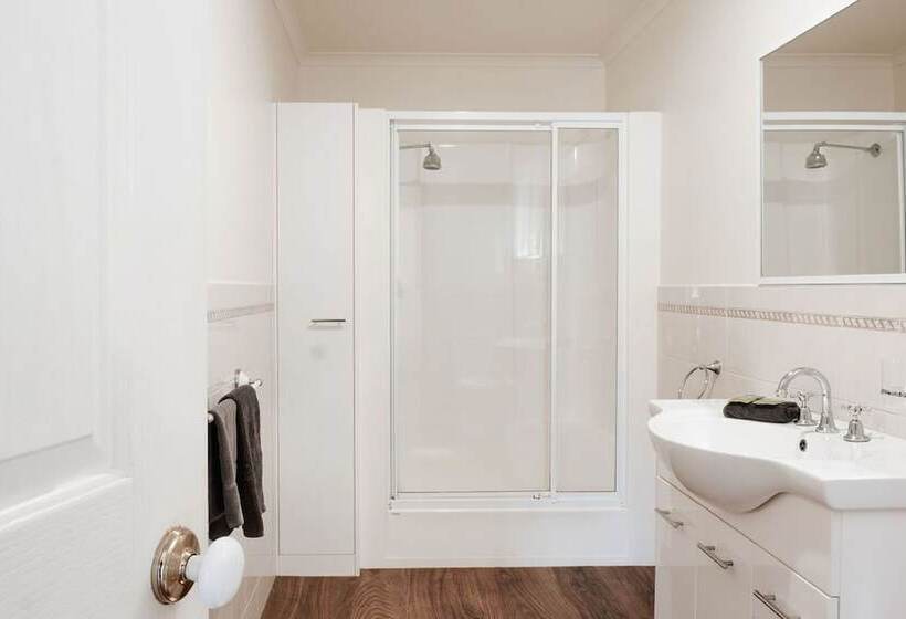 בית מלון כפרי Port Fairy Holiday Park