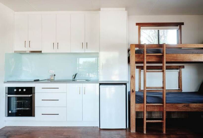 בית מלון כפרי Port Fairy Holiday Park