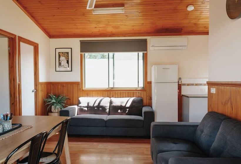 בית מלון כפרי Port Fairy Holiday Park