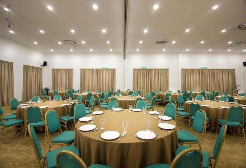 בית מלון כפרי ērya By Suria Hot Spring Bentong