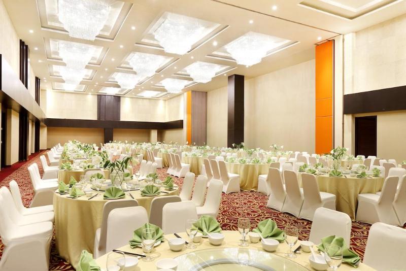 فندق Santika Premiere Gubeng Surabaya