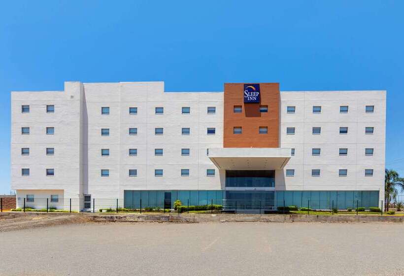 ホテル Sleep Inn Mazatlan