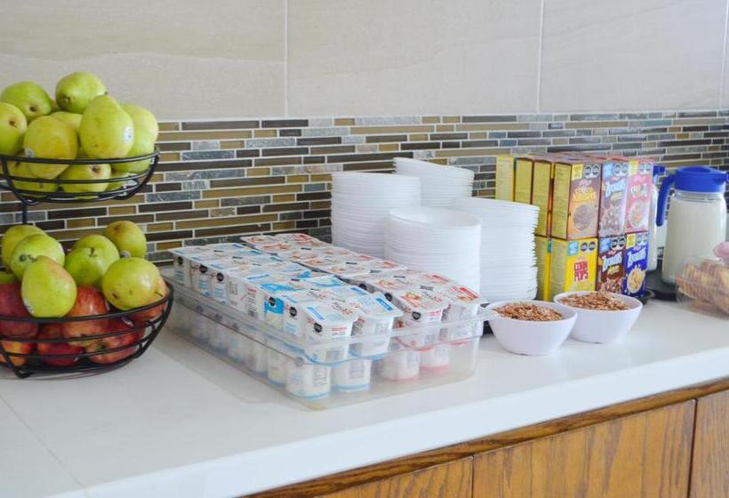 ホテル Sleep Inn Mazatlan