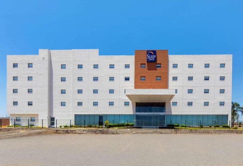 ホテル Sleep Inn Mazatlan