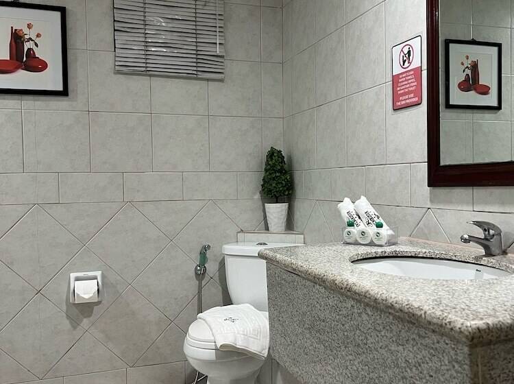 هتل Subic Residencias